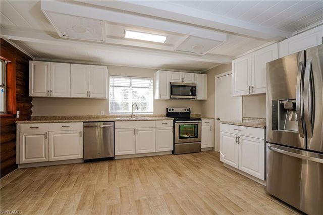 1219 Thompson AVE, Lehigh Acres, FL 33972