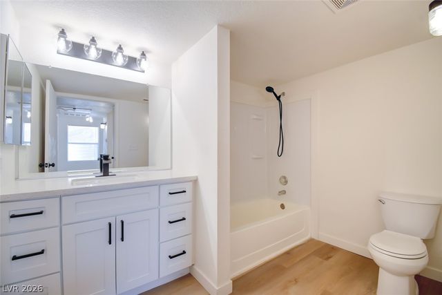 8101 West Flamingo Road 1065, Las Vegas, NV 89147