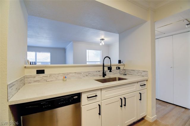 8101 West Flamingo Road 1065, Las Vegas, NV 89147