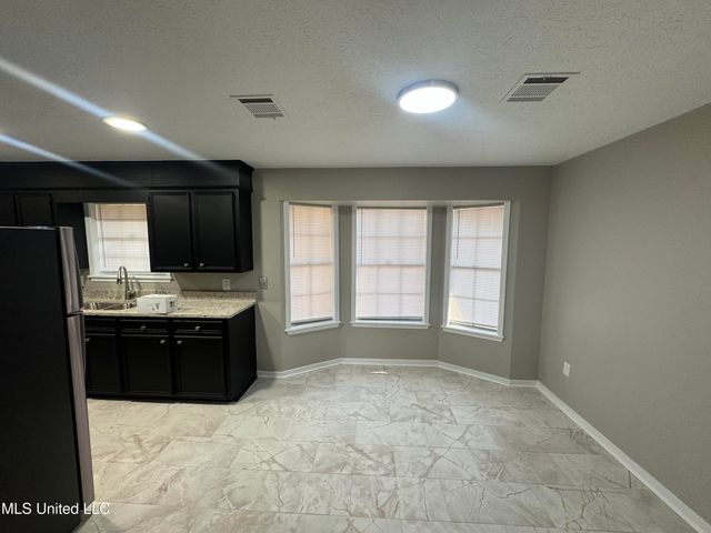 344 Red Oak Drive, Jackson, MS 39212