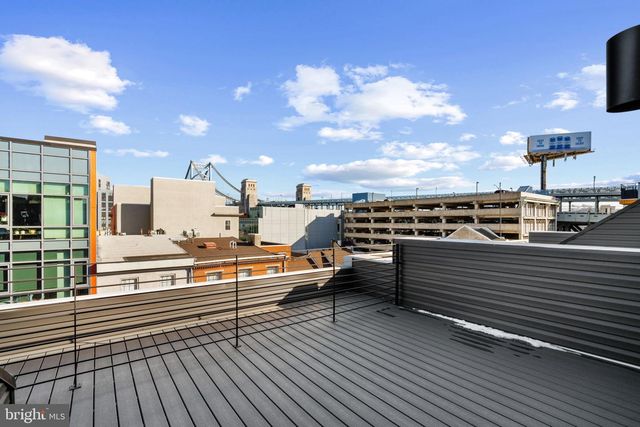 249 PHILIP WAY, Philadelphia, PA 19106