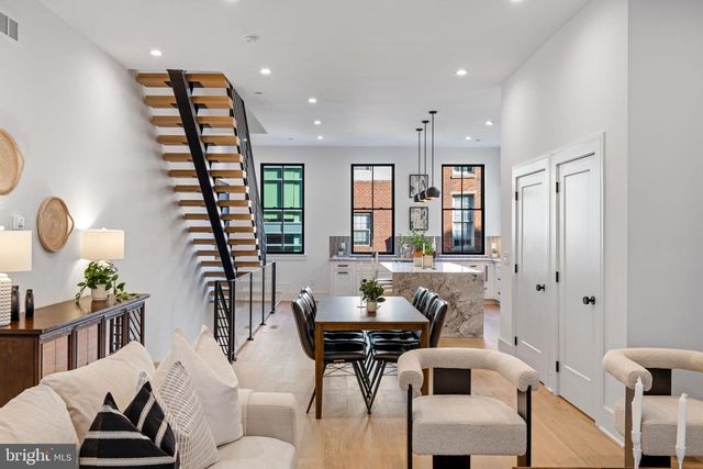 249 PHILIP WAY, Philadelphia, PA 19106