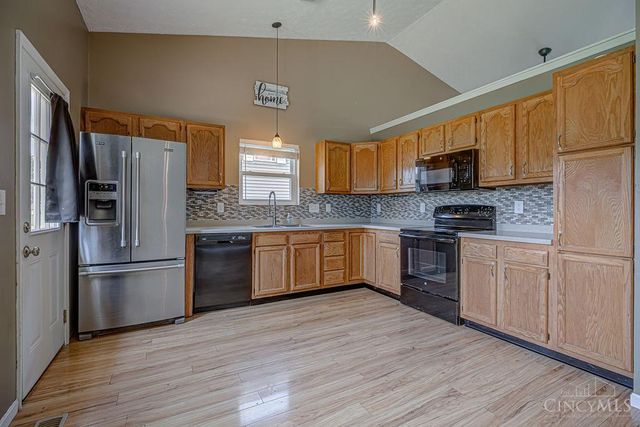 617 Willow Place, Trenton, OH 45067