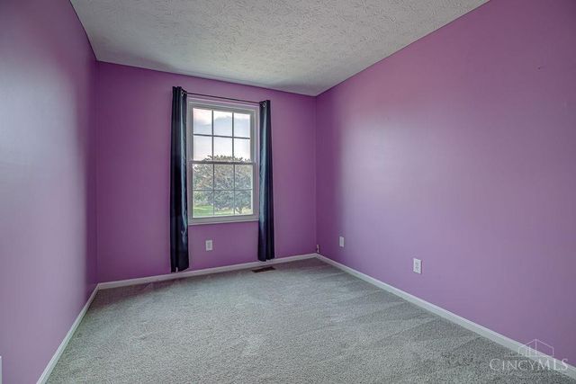 617 Willow Place, Trenton, OH 45067