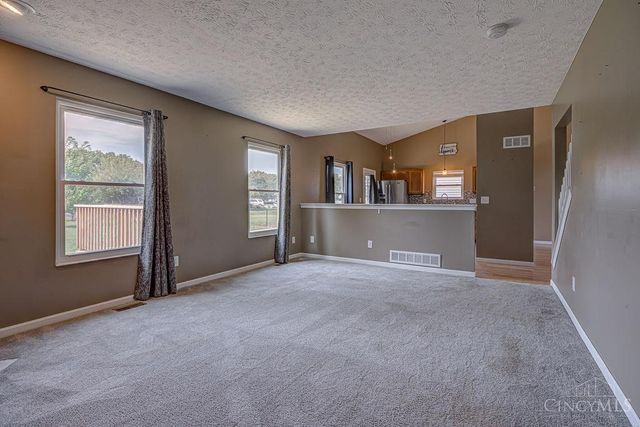 617 Willow Place, Trenton, OH 45067