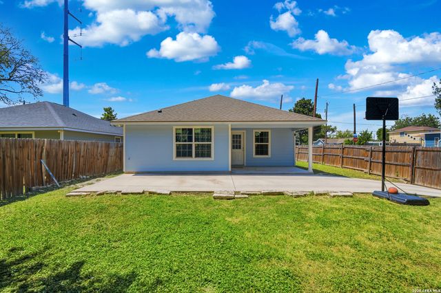 3215 Pitluk Ave, San Antonio, TX 78211