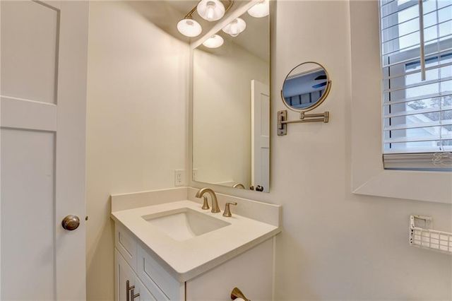 318 Cottage Court, Ball Ground, GA 30107