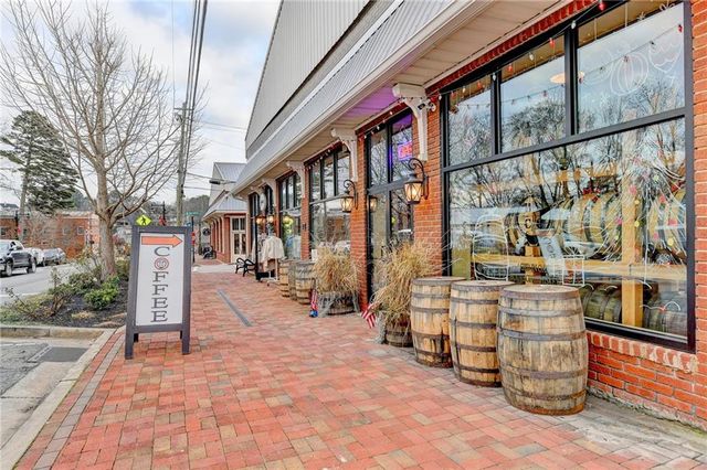 318 Cottage Court, Ball Ground, GA 30107