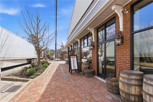 318 Cottage Court, Ball Ground, GA 30107