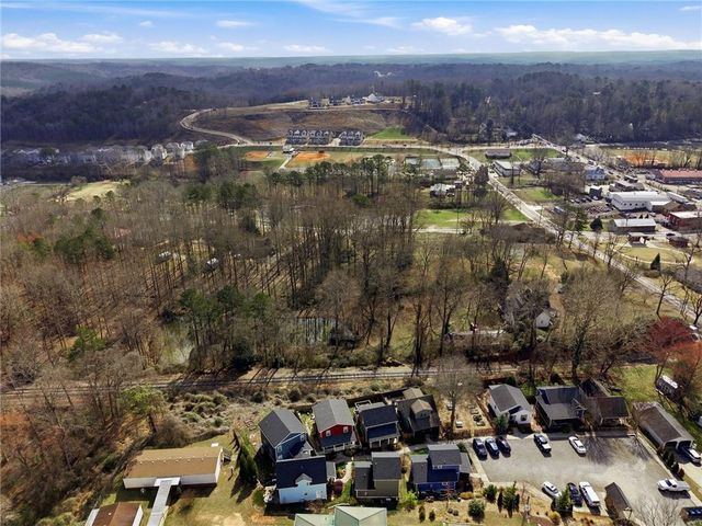 318 Cottage Court, Ball Ground, GA 30107