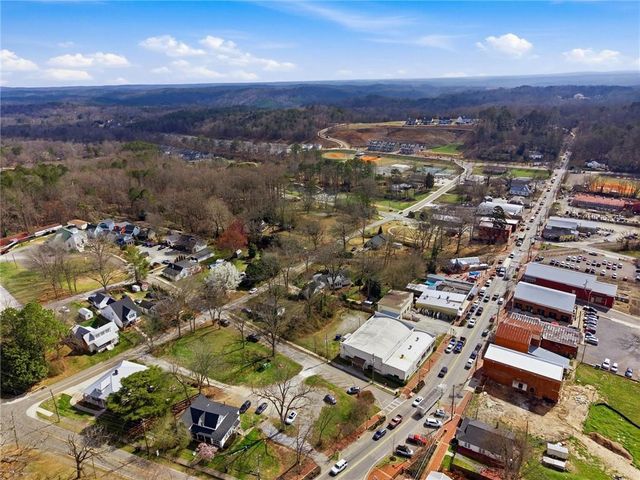 318 Cottage Court, Ball Ground, GA 30107