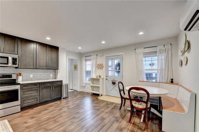 318 Cottage Court, Ball Ground, GA 30107