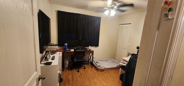 5602 NW 99th Way, Coral Springs, FL 33076