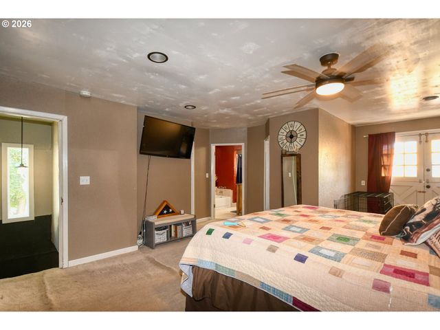 417 Nw 4TH St, Pendleton, OR 97801