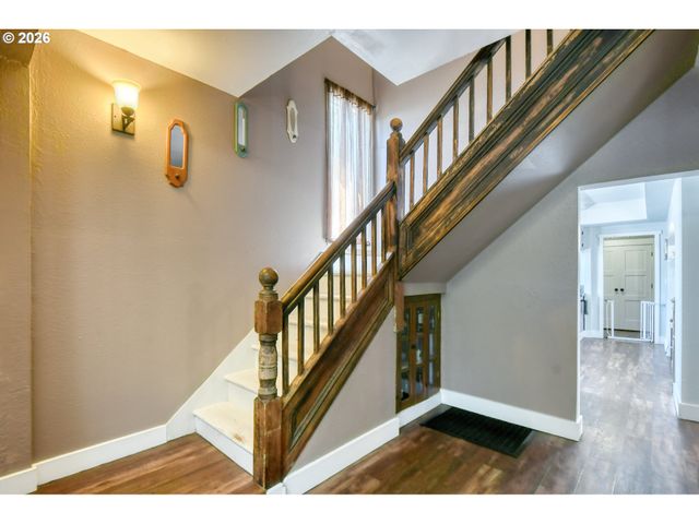 417 Nw 4TH St, Pendleton, OR 97801