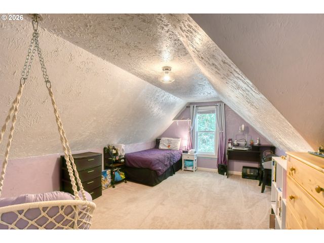 417 Nw 4TH St, Pendleton, OR 97801