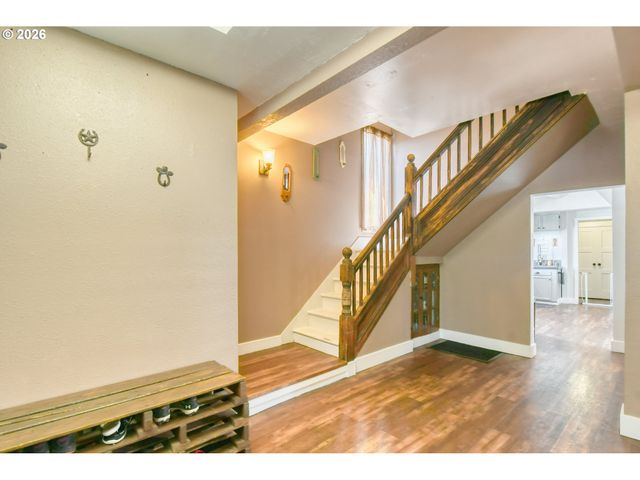 417 Nw 4TH St, Pendleton, OR 97801