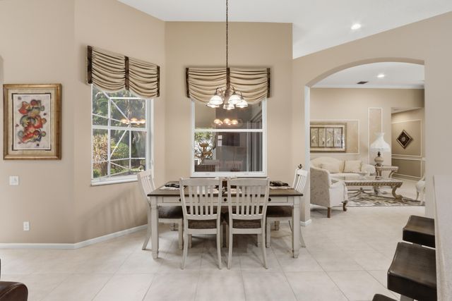 6778 Treves Way, Boynton Beach, FL 33437