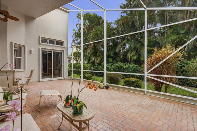6778 Treves Way, Boynton Beach, FL 33437