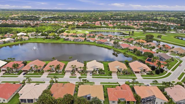 6778 Treves Way, Boynton Beach, FL 33437