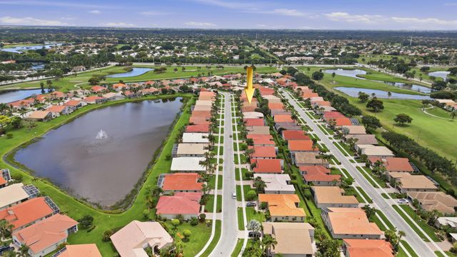 6778 Treves Way, Boynton Beach, FL 33437