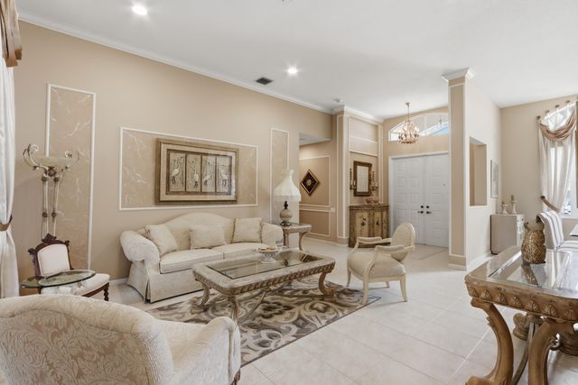 6778 Treves Way, Boynton Beach, FL 33437
