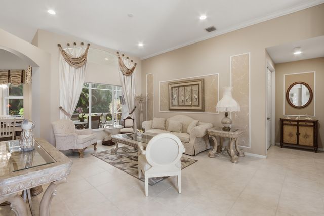 6778 Treves Way, Boynton Beach, FL 33437