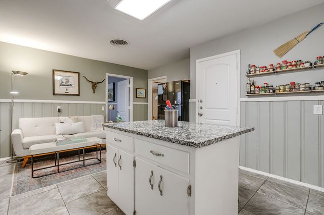 5424 Odom Avenue, Fort Worth, TX 76114