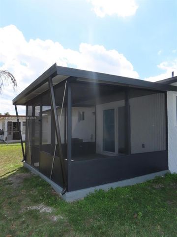 95 SW 17th Ter, Homestead, FL 33030