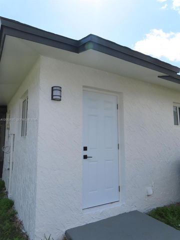 95 SW 17th Ter, Homestead, FL 33030