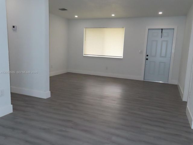 95 SW 17th Ter, Homestead, FL 33030