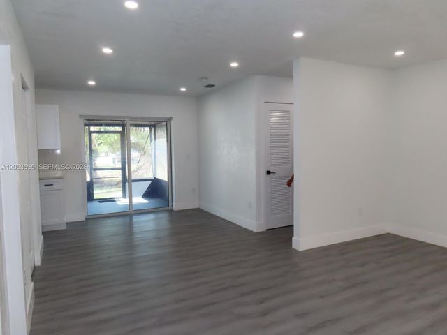 95 SW 17th Ter, Homestead, FL 33030