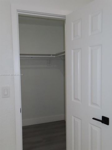 95 SW 17th Ter, Homestead, FL 33030