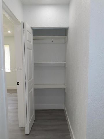 95 SW 17th Ter, Homestead, FL 33030