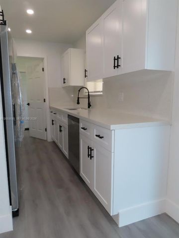 95 SW 17th Ter, Homestead, FL 33030