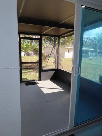 95 SW 17th Ter, Homestead, FL 33030