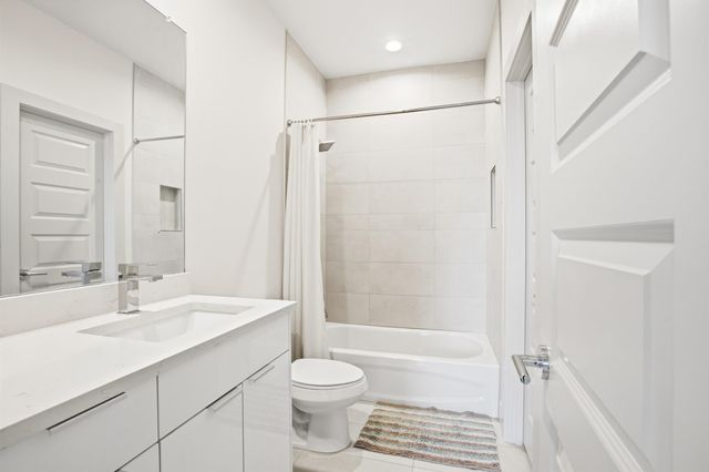 4408 Santorini Lane, Houston, TX 77045