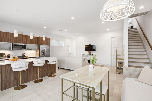 4408 Santorini Lane, Houston, TX 77045