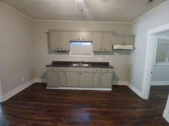 1436 MAPLEWOOD ST, Memphis, TN 38108