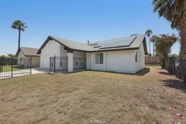 3294 Roberds, San Bernardino, CA 92405
