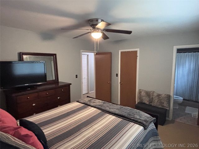 1868 E 57th Place, Tulsa, OK 74105