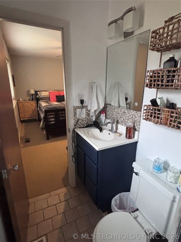 1868 E 57th Place, Tulsa, OK 74105