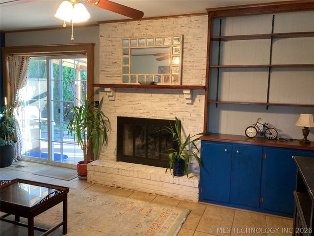 1868 E 57th Place, Tulsa, OK 74105