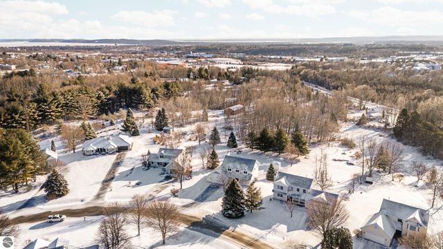 3605 Silver Farms Lane, Traverse City, MI 49684