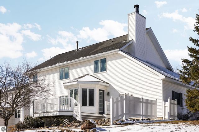 3605 Silver Farms Lane, Traverse City, MI 49684