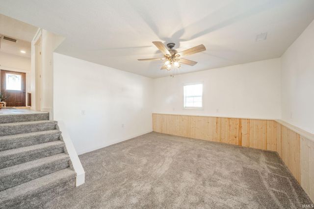 412 Academy Avenue, Spiceland, IN 47385