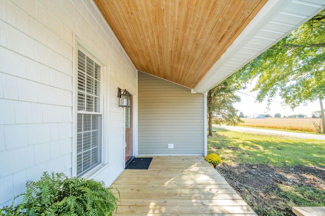 412 Academy Avenue, Spiceland, IN 47385