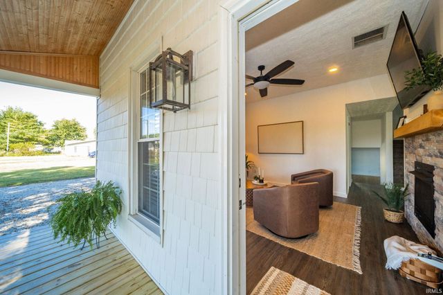 412 Academy Avenue, Spiceland, IN 47385