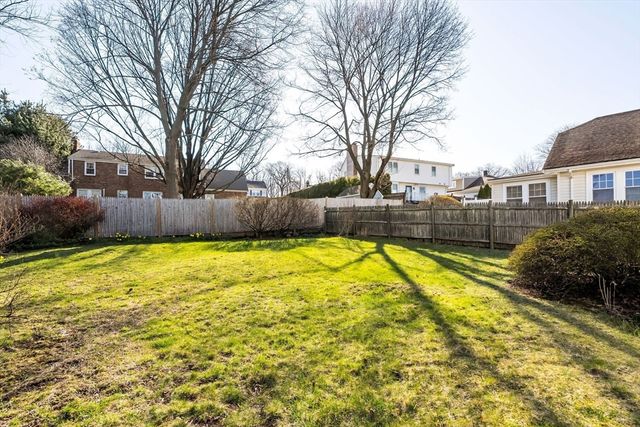 150 Madison Ave, Quincy, MA 02169