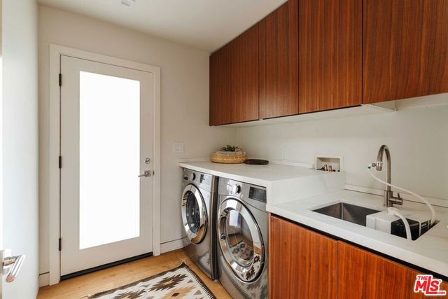 4063 Huron Avenue, Culver City, CA 90232